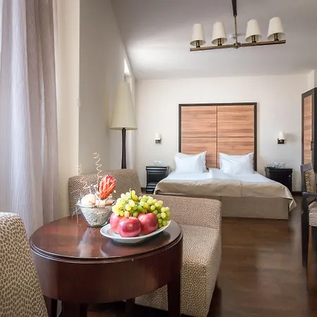 Europa Royale Bucareste